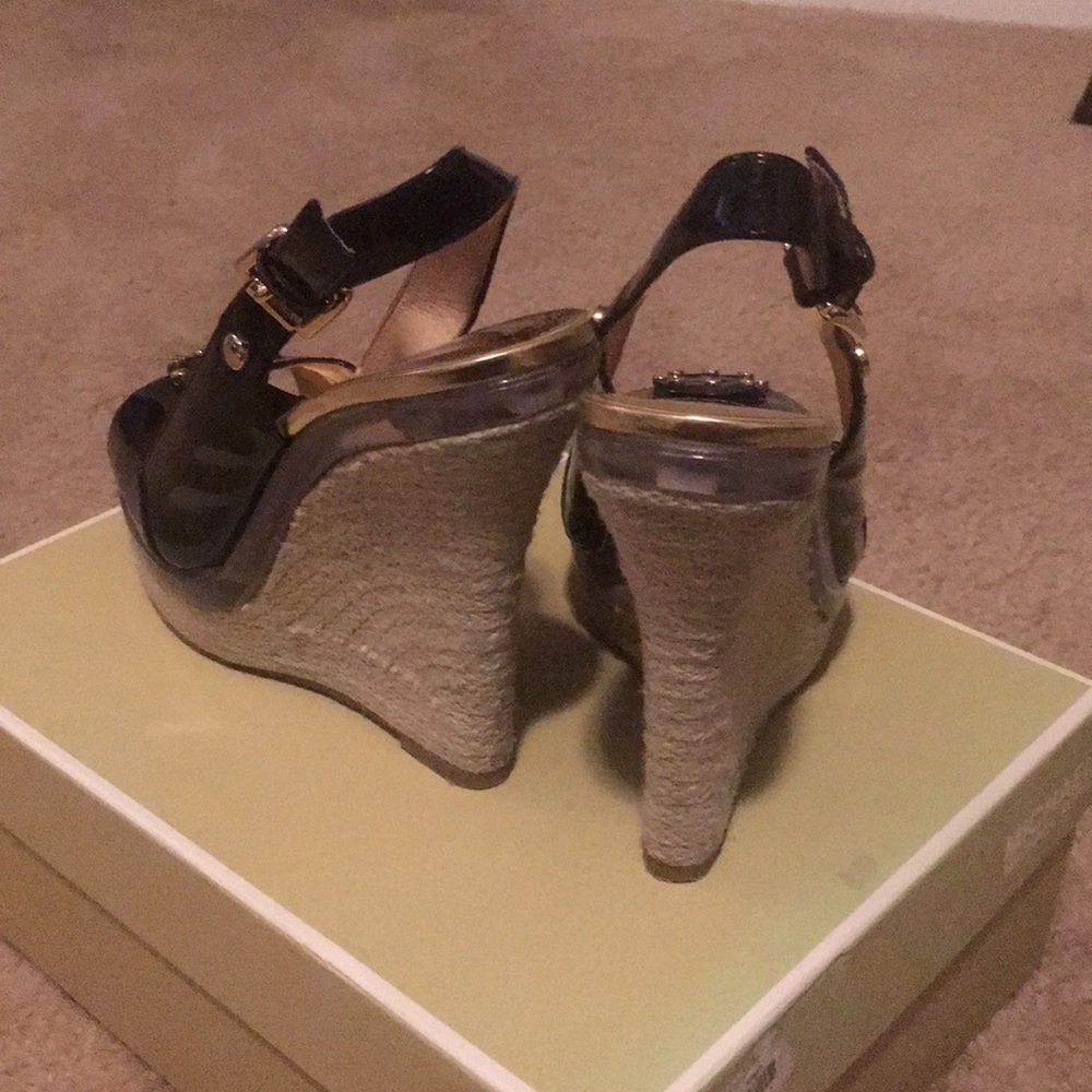 Shoes - Picture 3 of 3